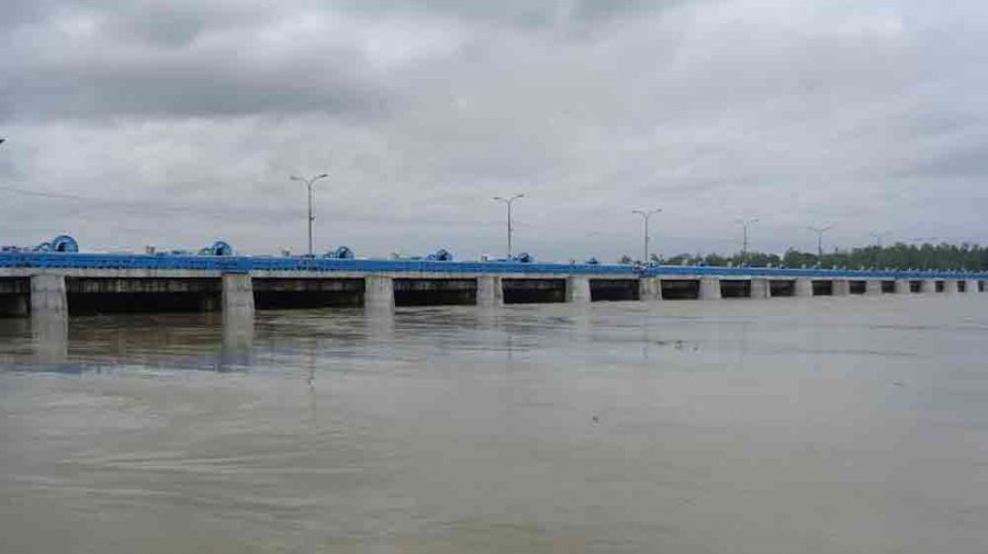 বিপৎসীমার ওপরে তিস্তার পানি, আতঙ্কে কৃষক